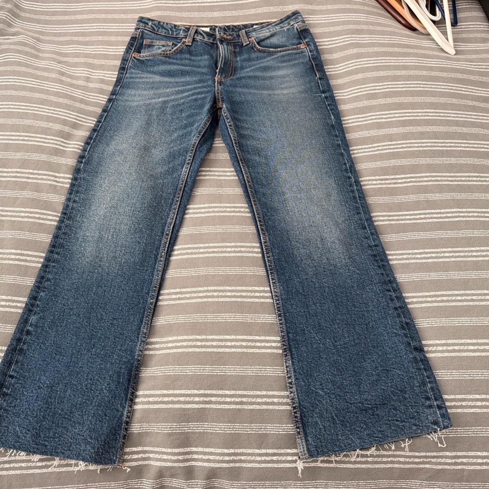 NWOT Zara TRF Mid-Rise Flare Cropped Jeans - Picture 2 of 6